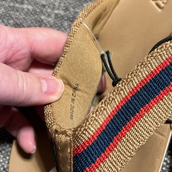 NWT J Crew Striped Flip Flops - Picture 5 of 9